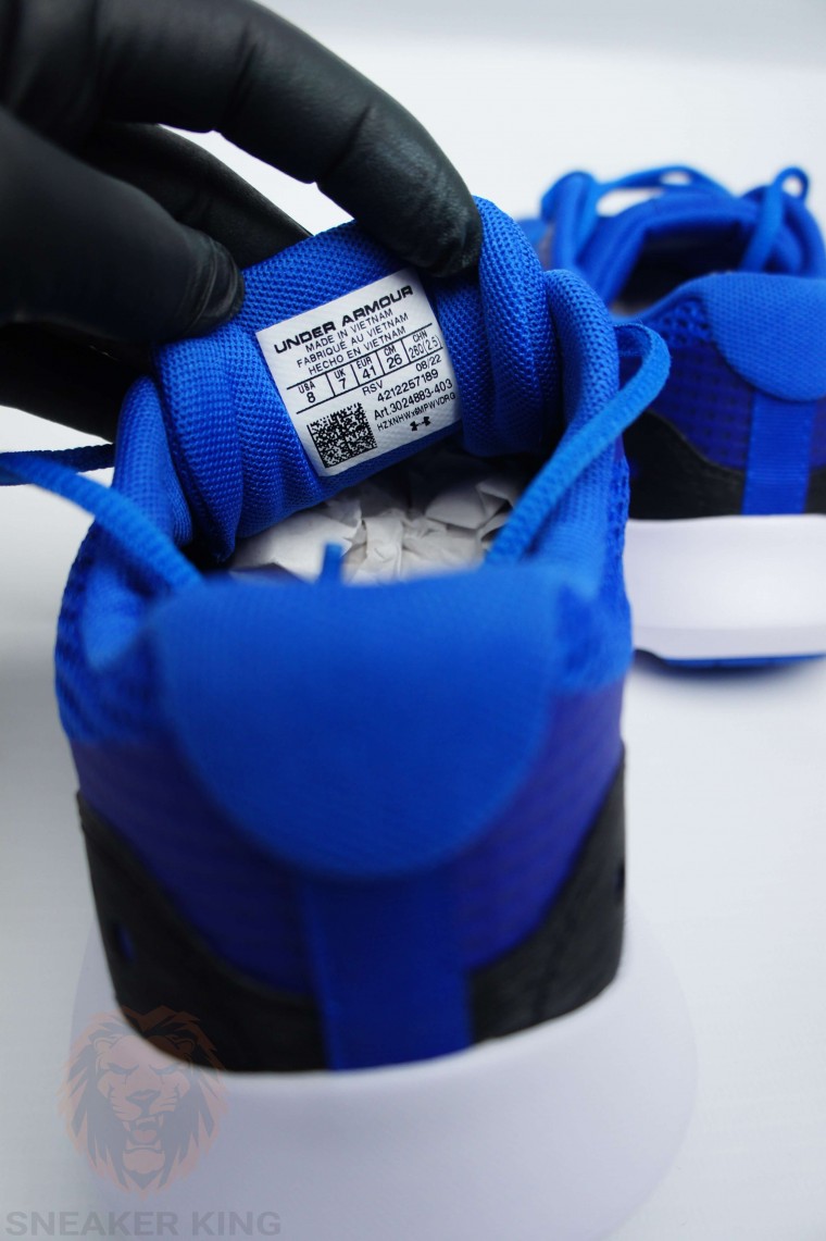 Кросівки Under Armour Surge 3
